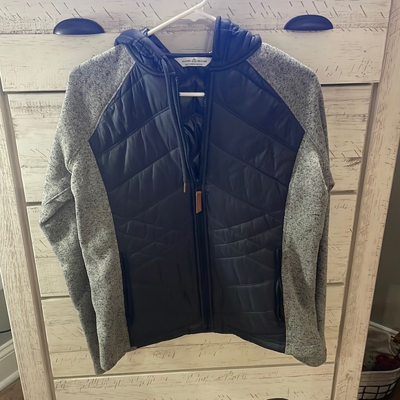 Alpine Jacket - Picture 1 of 6